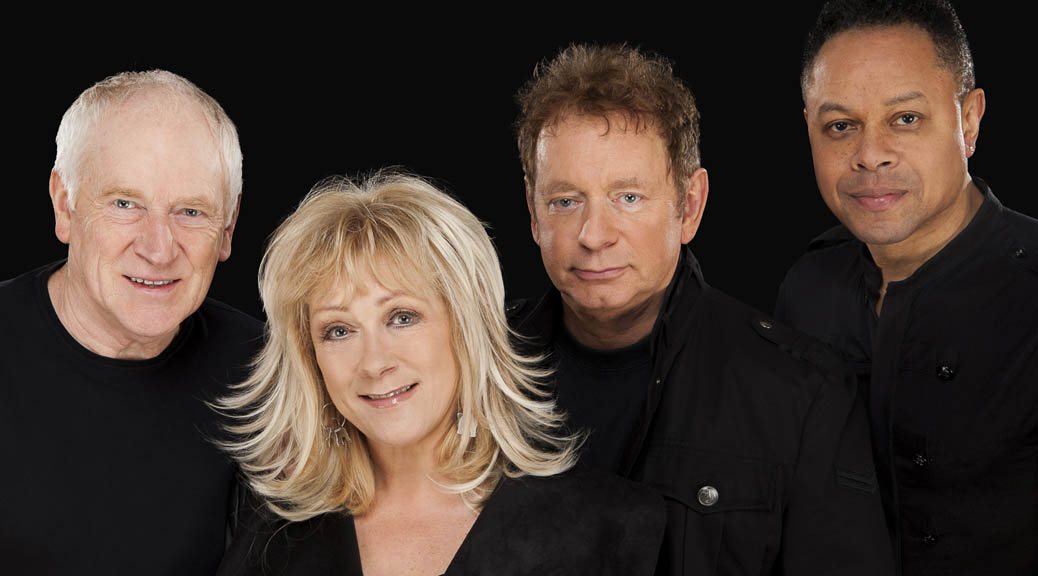 Shakatak (v.l.) Schlagzeuger Roger Odell, Sängerin Jill Saward, Keyboarder Bill Sharpe und Bassist George Anderson